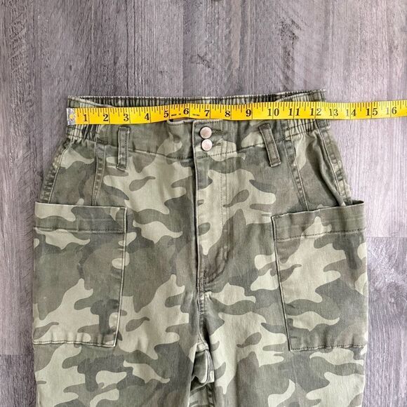 Hollister Camo Jogger Ultra High Rise Banded Ankle Pants Small - Picture 9 of 12